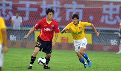 浙江队副总：除米特里策外，其他外援的去留都需再三权衡