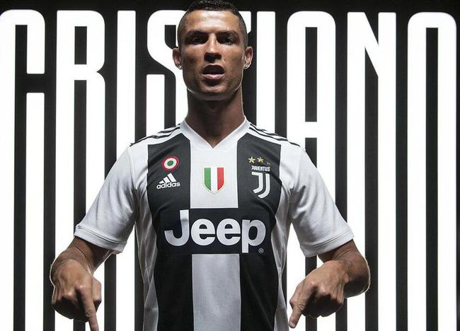 表情严肃！杨鸣回应遭江苏大逆转：球员没能站出来，大家畏手畏脚