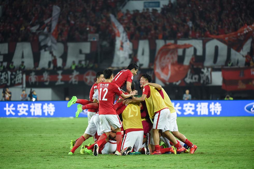 马斯切拉诺：裁判有一个叫VAR的工具，我不明白为啥他们不用