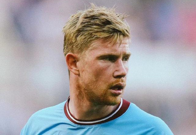 向余望谈冲超：感谢球迷和教练团队这一年的努力，我们做到了