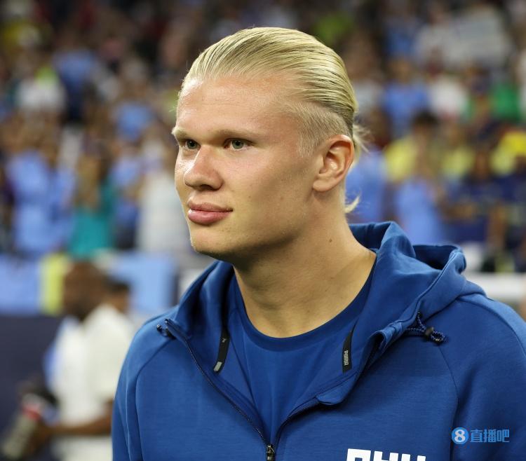 报16连胜终结之仇！凯恩破门追平姆巴佩，拜仁3-2柏林联合三线狂飙